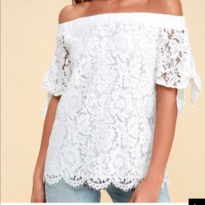 XL Lulu’s off-the-shoulder top